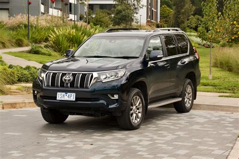 toyota prado gxl|2022 toyota landcruiser prado kakadu.
